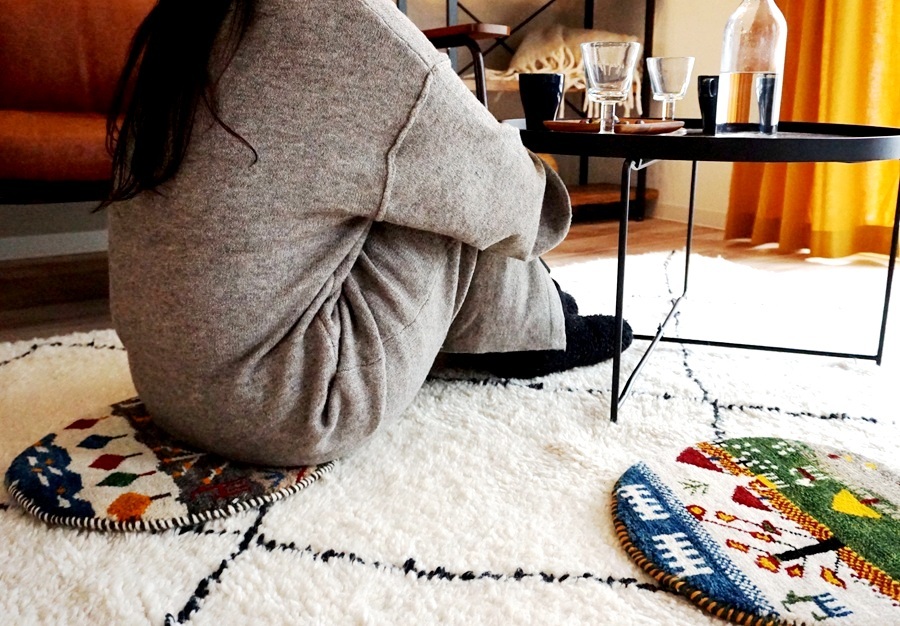 本物手織りの上質感！世界に1枚のユニークなペルシャギャッベ【円形