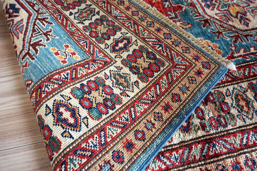 パキスタン絨毯画像