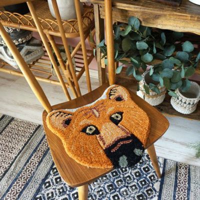 ペルシャ絨毯、装飾的な動物ラグマット ライオン ペルシャ絨毯 豹 ウール 64x95cm