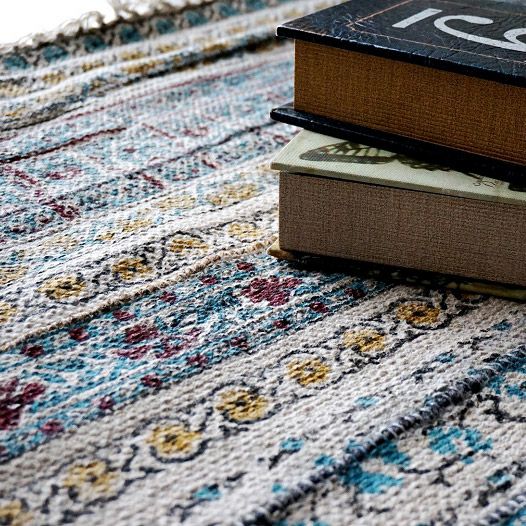 ハンドブロックプリントインドラグ・細かいブロックを色を変えた