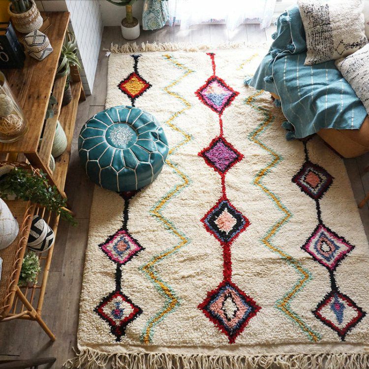 トルコ絨毯最終価格　モロッコ製ヴィンテージラグ　アジラル　　143×244