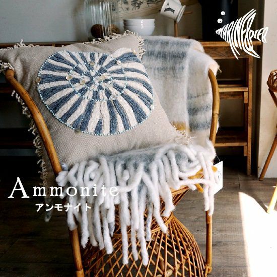 【リネン刺繍　(A^ ^)様オーダー専用ページ】クッションカバー リネン刺繍 (A^ ^)様オーダー専用ページ】クッションカバー