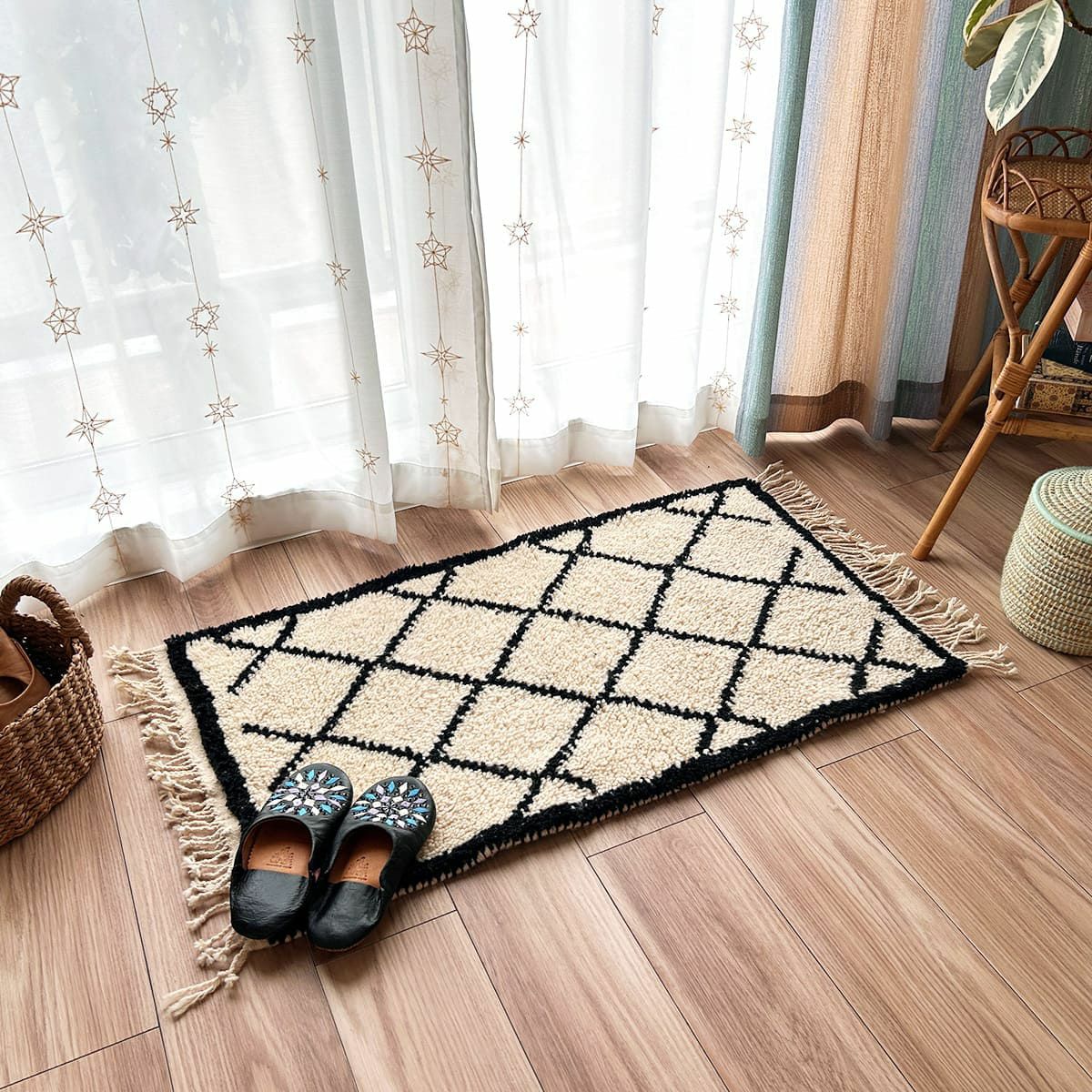 世界に1枚だけ！モロッコ直輸入のウール100％ハンドメイドベニワレン