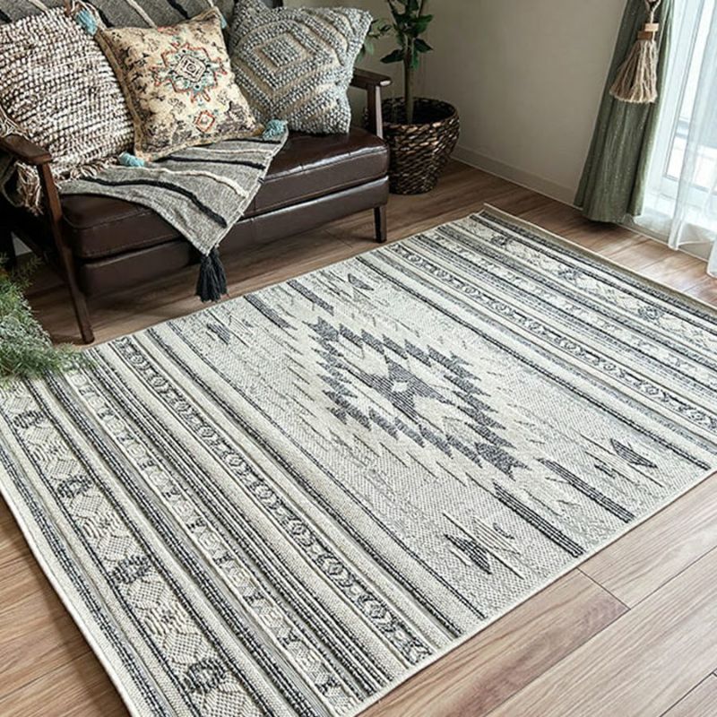 キリムデザインのトルコ産カラバン調ラグ＜Safal - サファル グレー