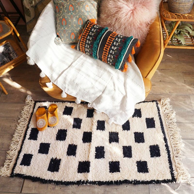 美品　モロッコ直輸入のウール100％ハンドメイドベニワレンラグ 世界に1枚だけ！モロッコ直輸入のウール100％ハンドメイドベニワレン