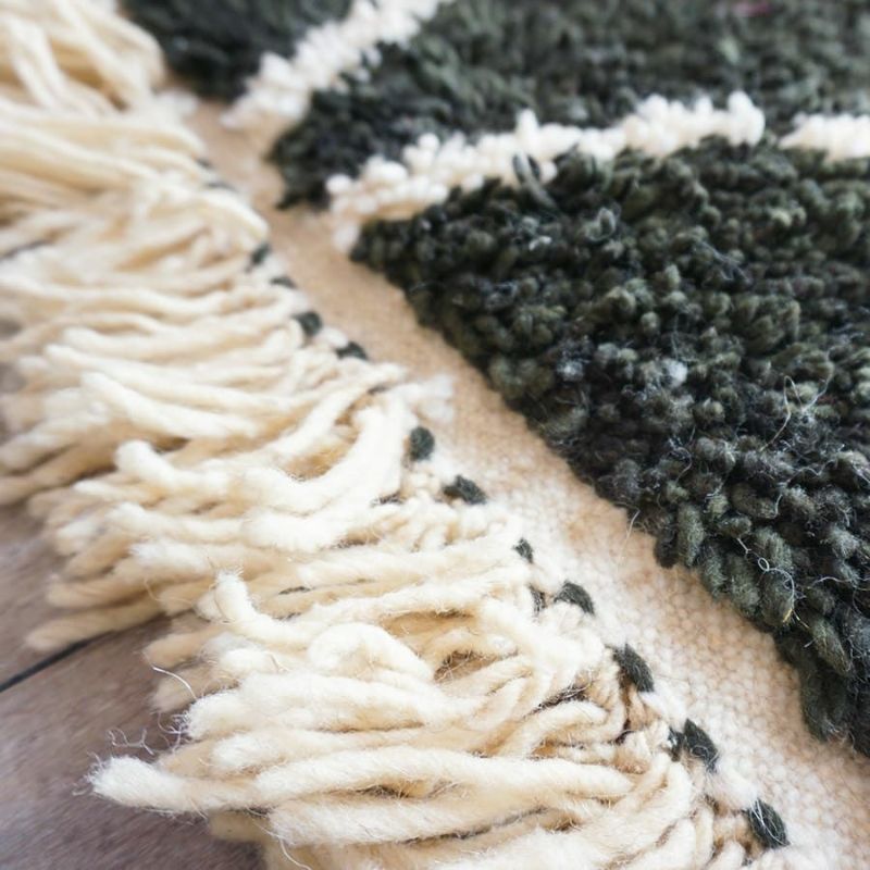 世界に1枚だけ！モロッコ直輸入のウール100％ハンドメイドベニワレン