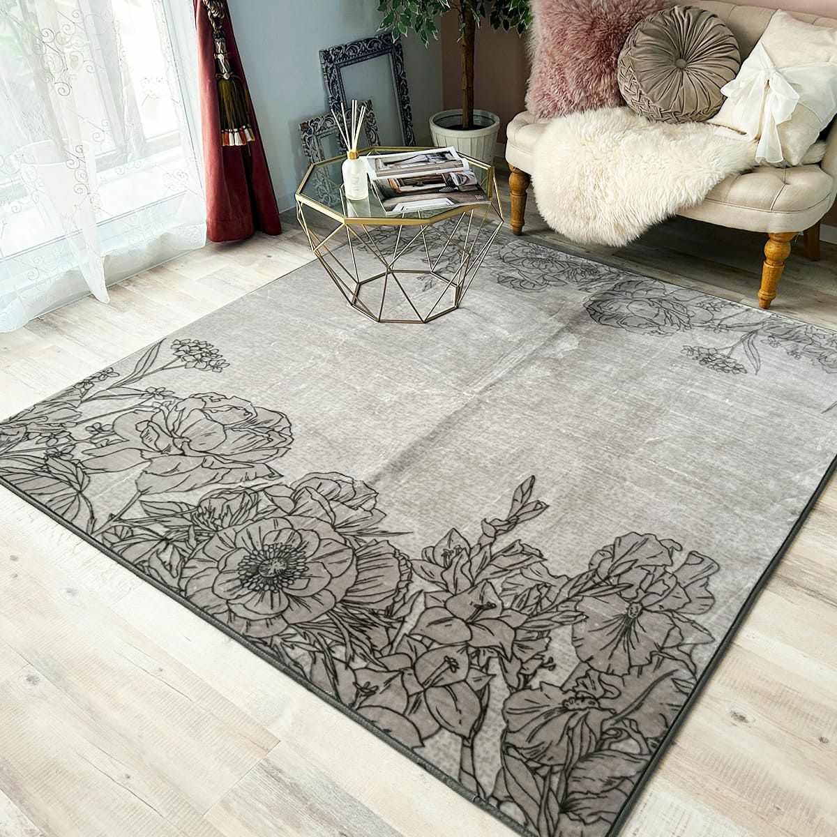 セオドアグレーの画像