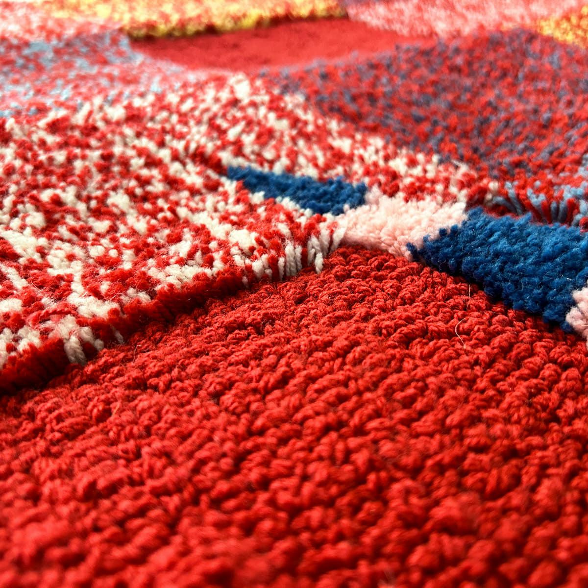 鶴レッドの商品画像