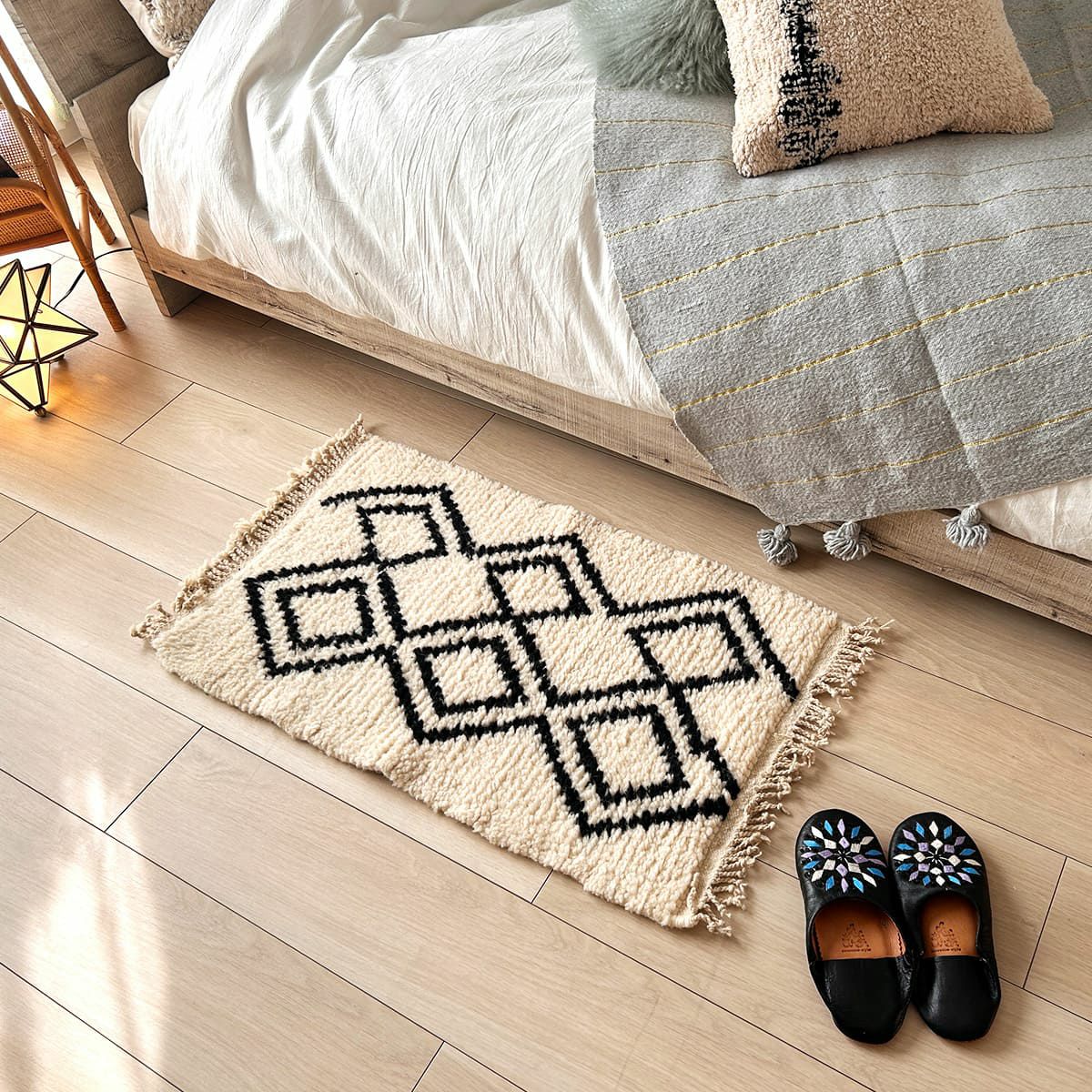 世界に1枚だけ！モロッコ直輸入のウール100％ハンドメイドベニワレン