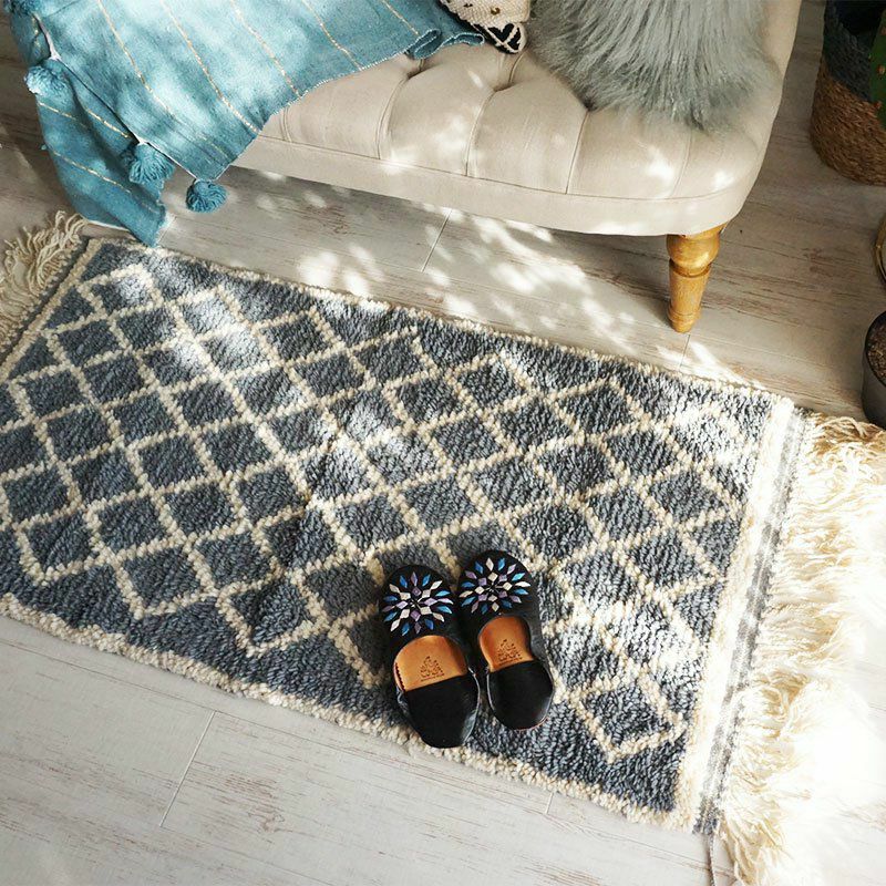 世界に1枚だけ！モロッコ直輸入のウール100％ハンドメイドベニワレン