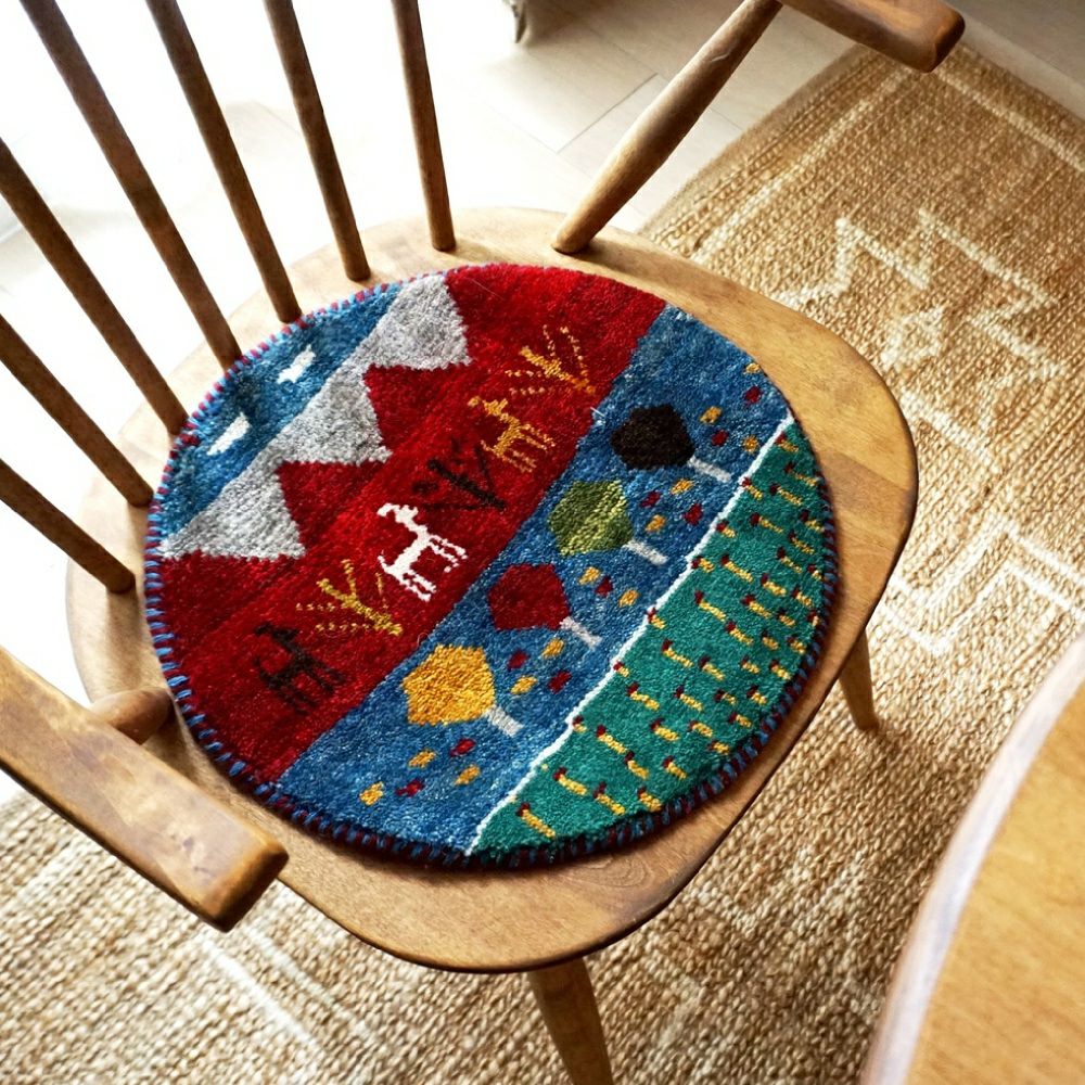 本物手織りの上質感！世界に1枚のユニークなペルシャギャッベ【円形