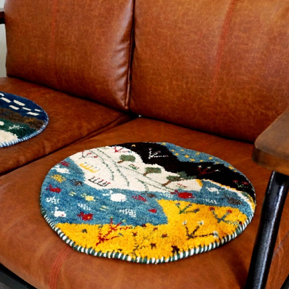 本物手織りの上質感！世界に1枚のユニークなペルシャギャッベ【円形